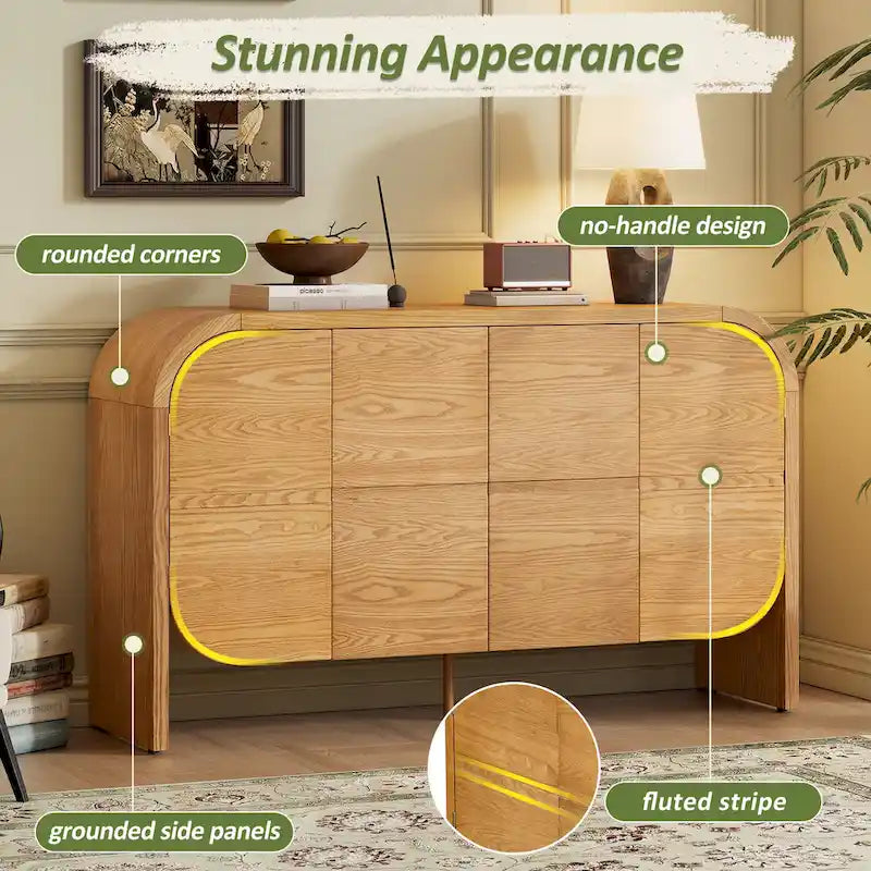 Buffet en bois avec bords incurvés et étagères réglables