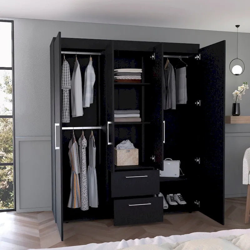 Armoire quatre portes