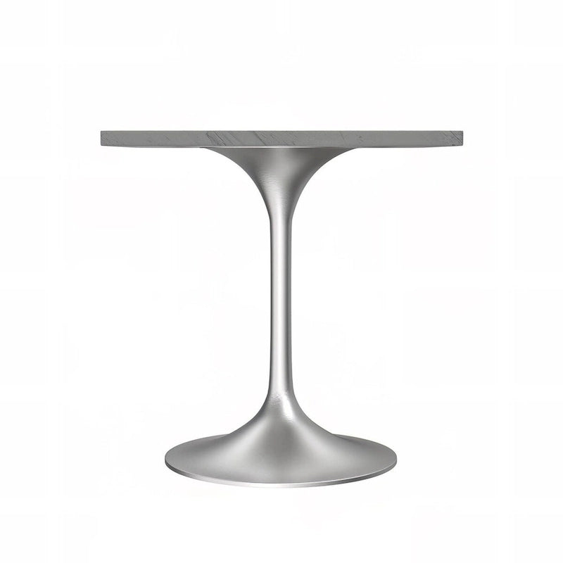 Table à manger carrée avec plateau en résine à motif marbre blanc.